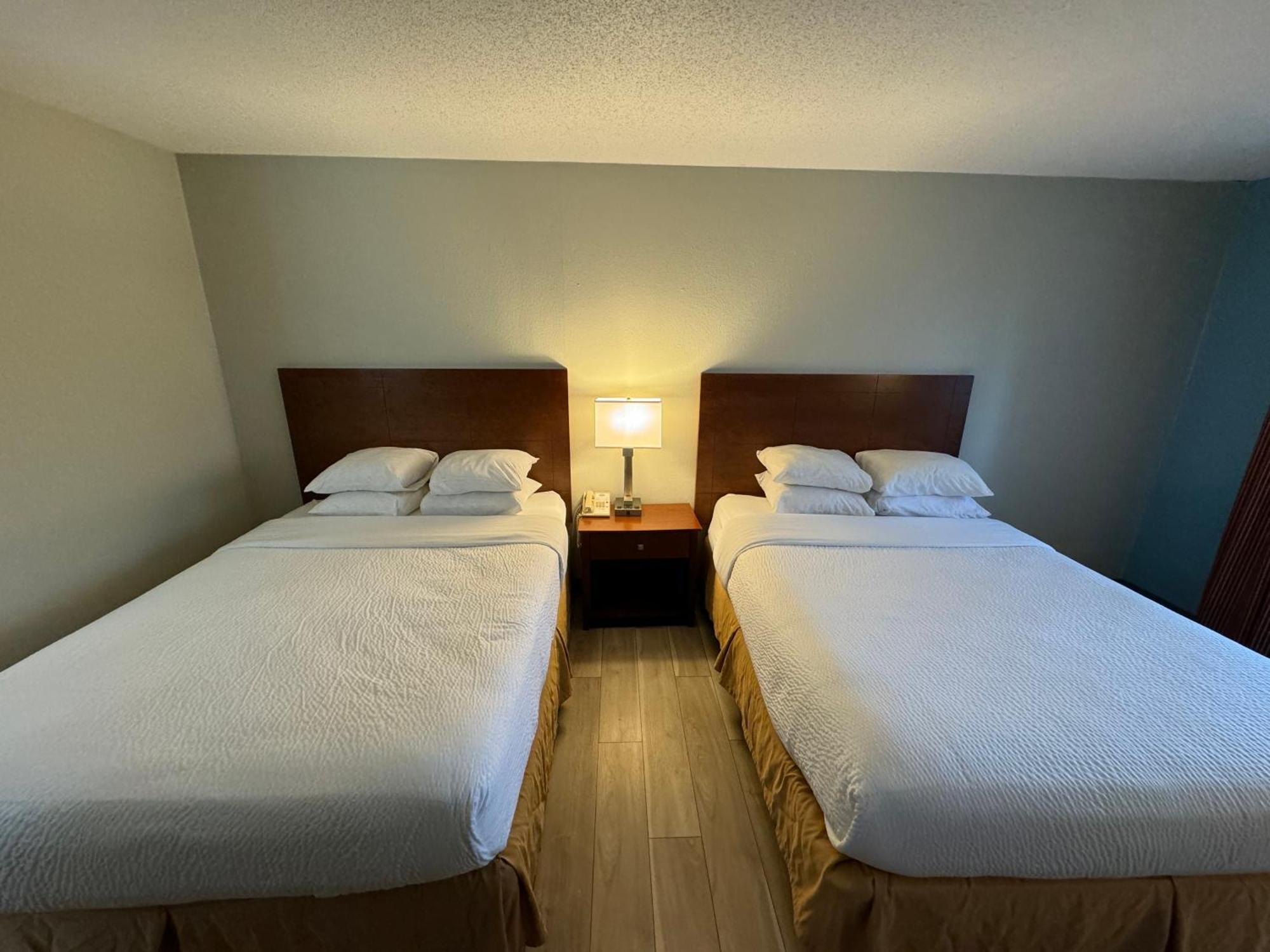 Days Inn By Wyndham Salina I-70 Kültér fotó