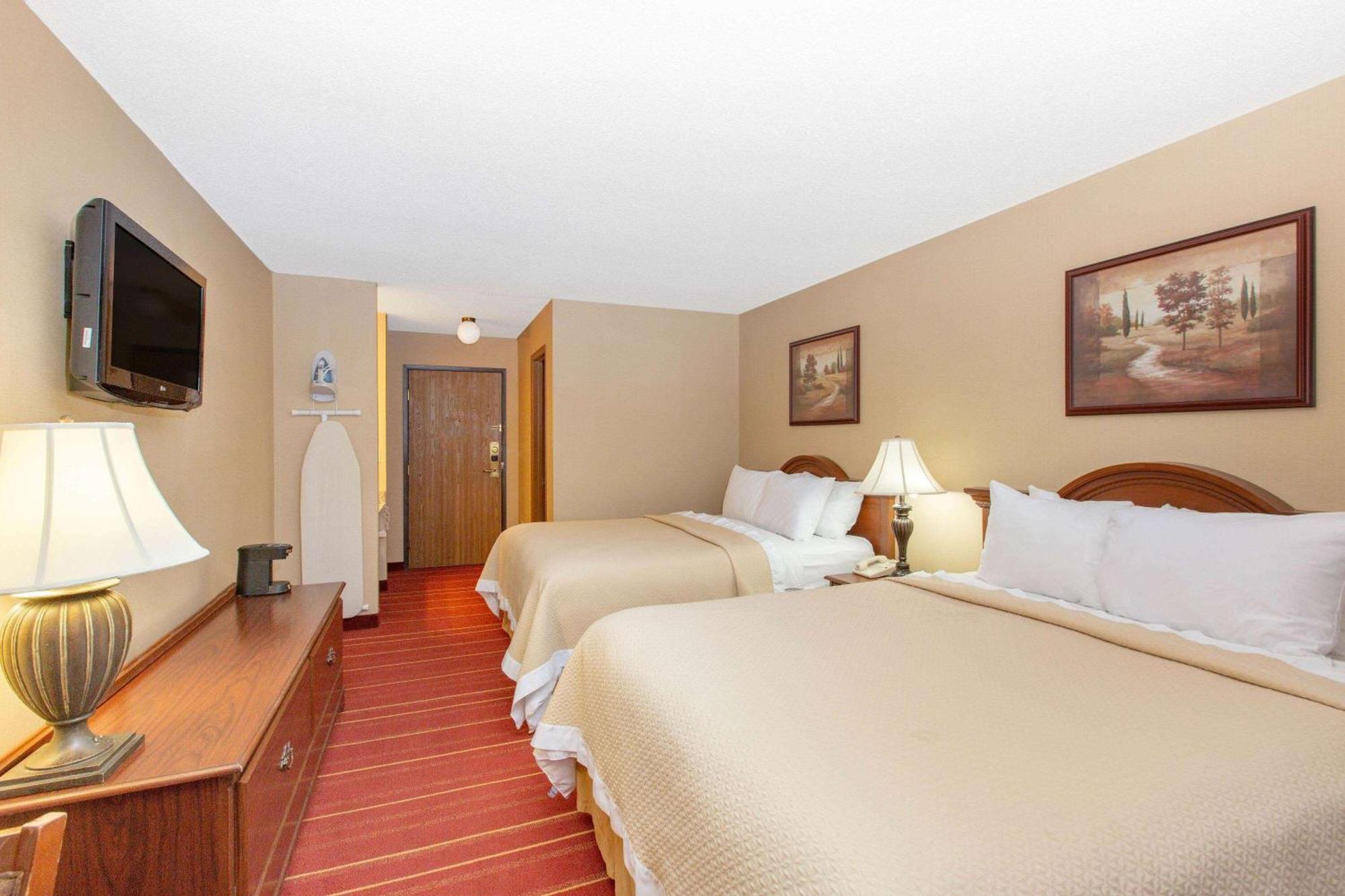Days Inn By Wyndham Salina I-70 Kültér fotó
